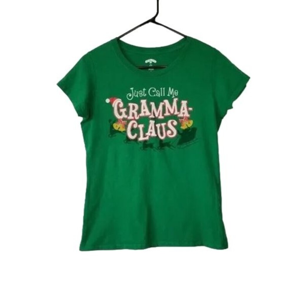 Christmas T Shirt Grandma Clause Green M 8-10